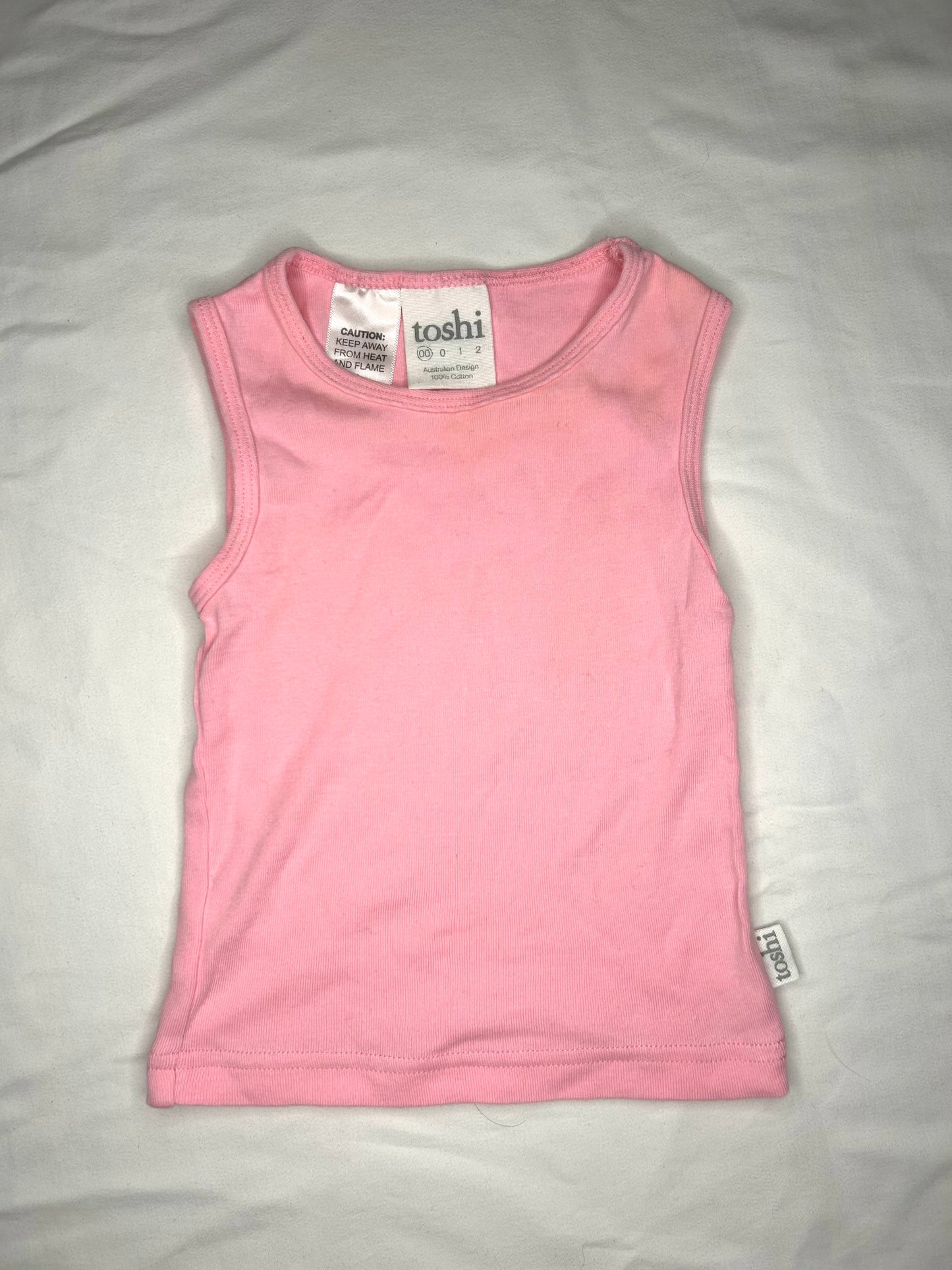 Toshi Singlet
