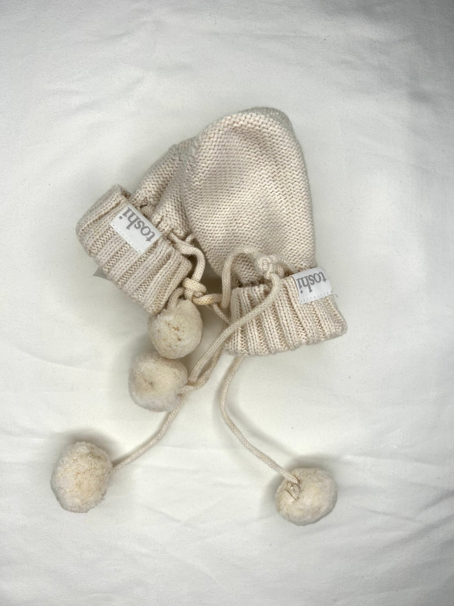 Toshi Pom Pom Mittens